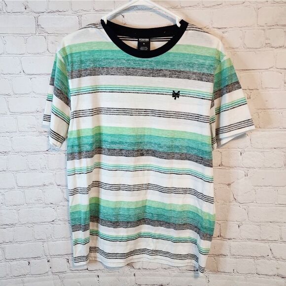Men's Zoo York shirt, size Medium - Picture 1 of 3